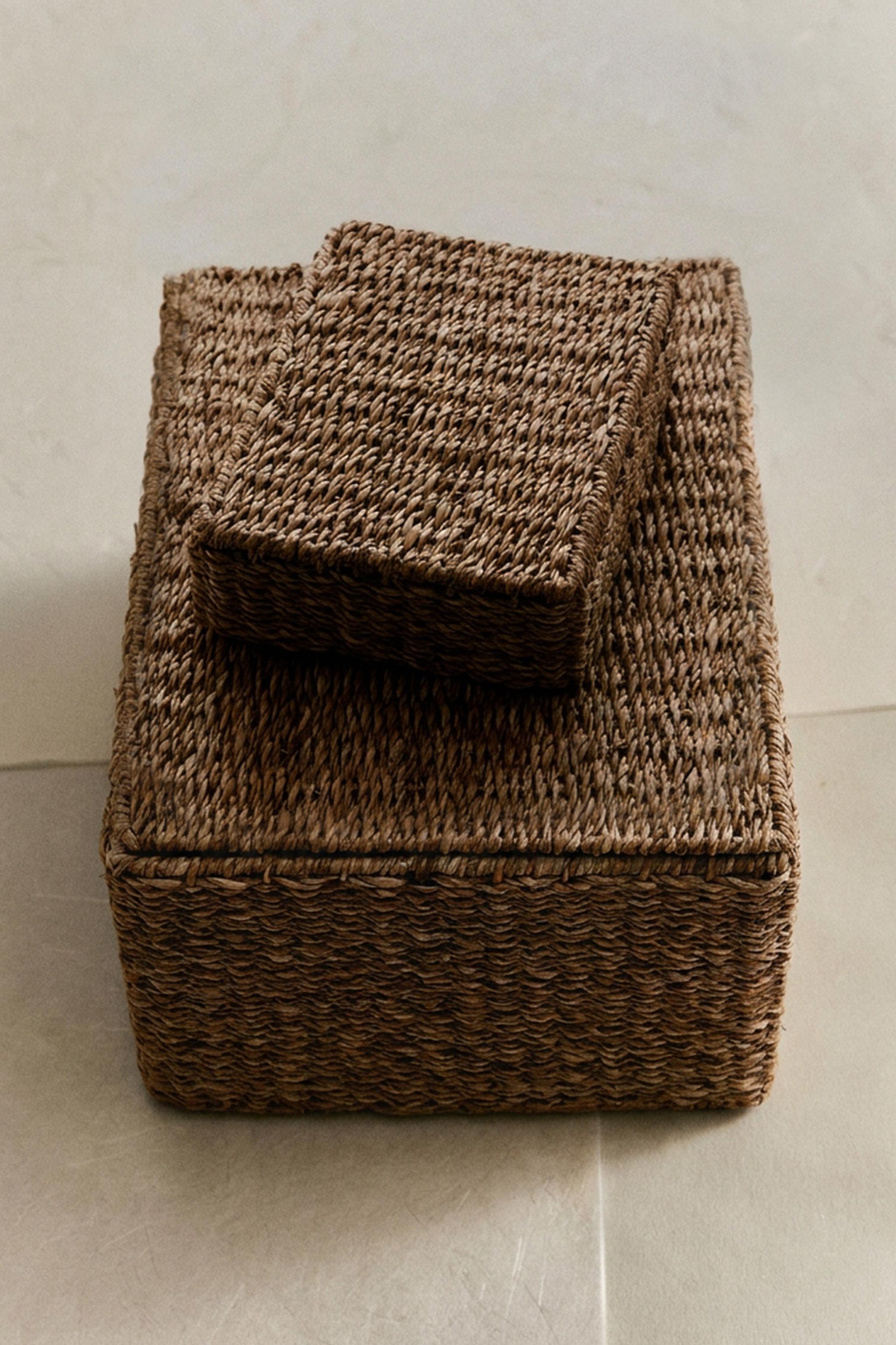SEAGRASS BASKET WITH LID